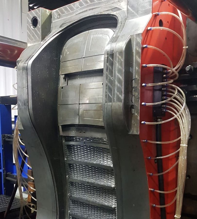 Large mould block – cooling channels